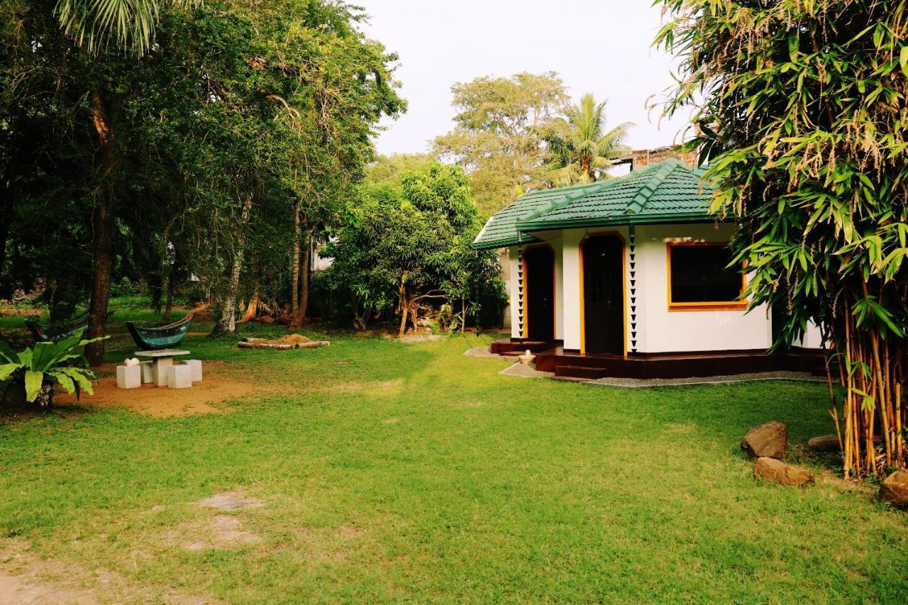 Sea Avenue - Eco Garden Hotel Tangalle Bagian luar foto