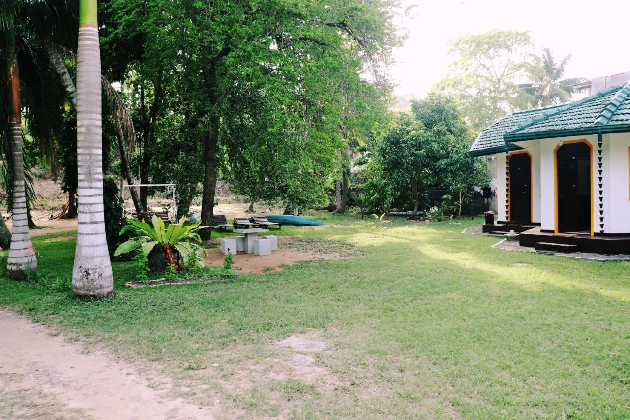 Sea Avenue - Eco Garden Hotel Tangalle Bagian luar foto