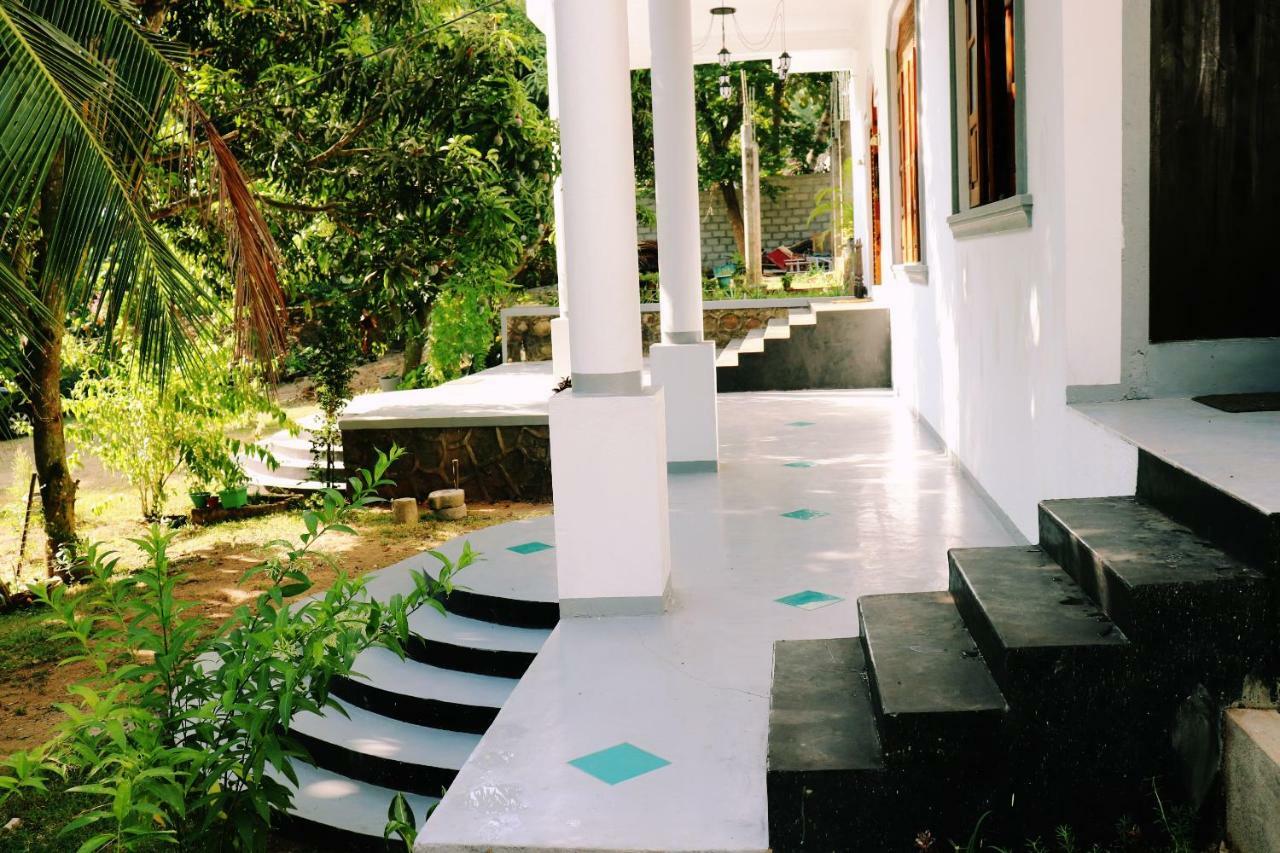 Sea Avenue - Eco Garden Hotel Tangalle Bagian luar foto