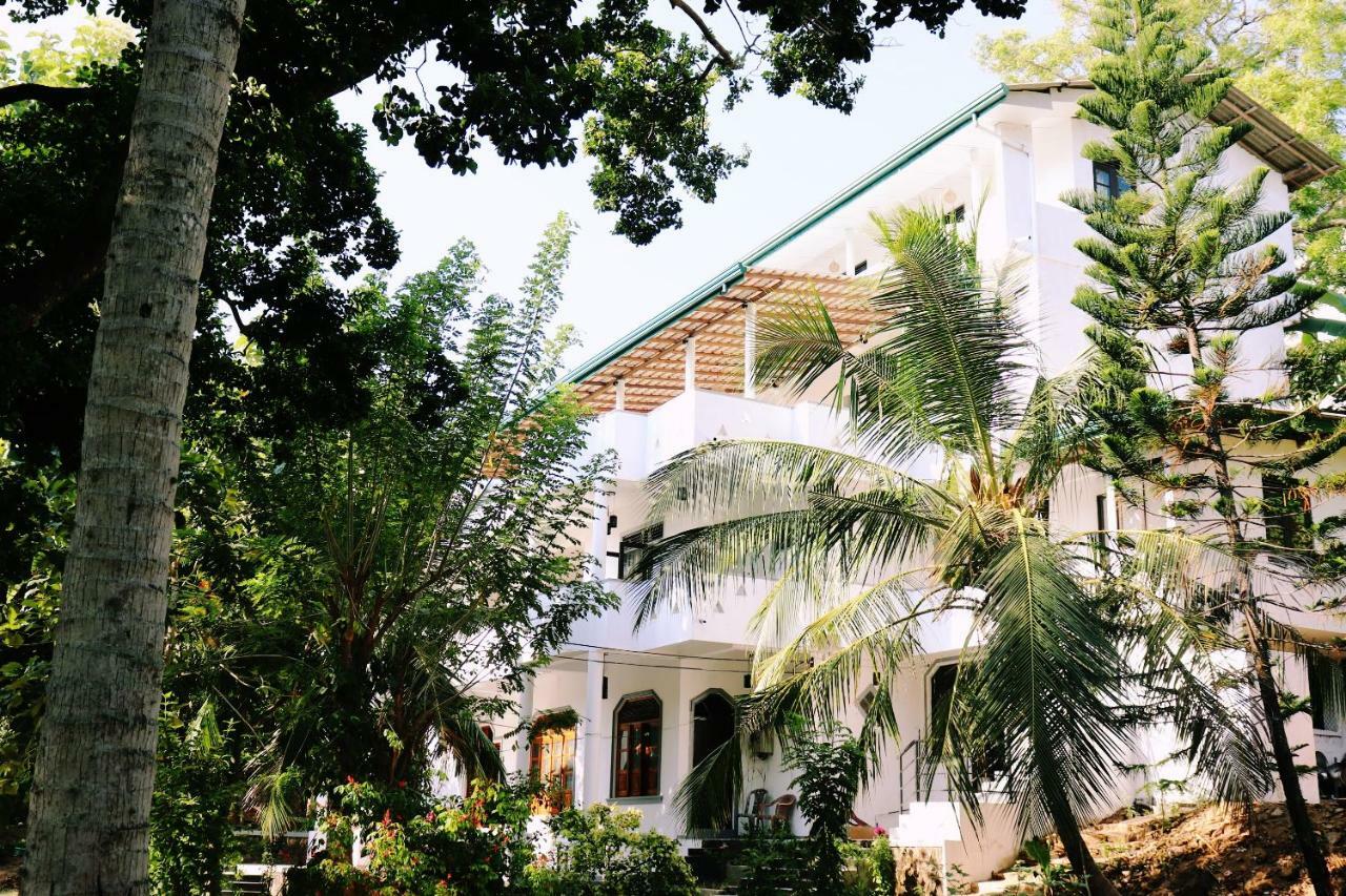 Sea Avenue - Eco Garden Hotel Tangalle Bagian luar foto