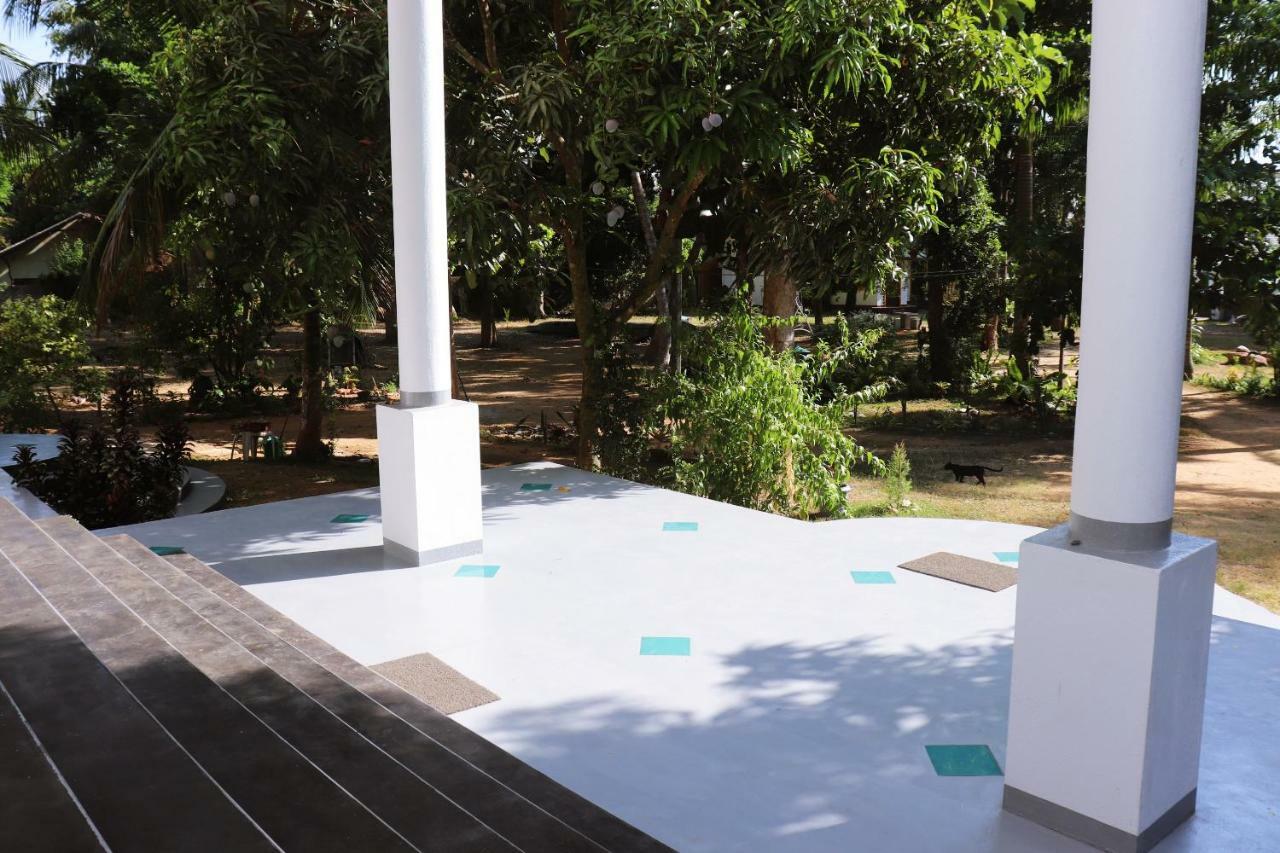 Sea Avenue - Eco Garden Hotel Tangalle Bagian luar foto